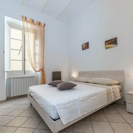 Apartamento Finalborgo - Casa Nanetti 6 Posti In Centro