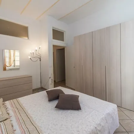 Finalborgo - Casa Nanetti 6 Posti In Centro